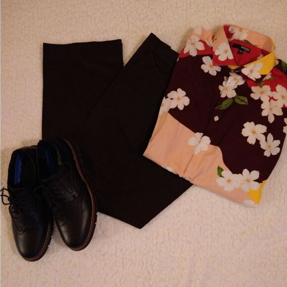 Calvin Klein Chino Pants - Picture 1 of 3